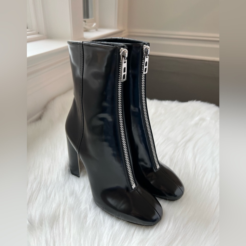 Hermès Women's Booties Zipper Black Leather New York 70 Size 38